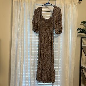 Puff sleeve maternity dress